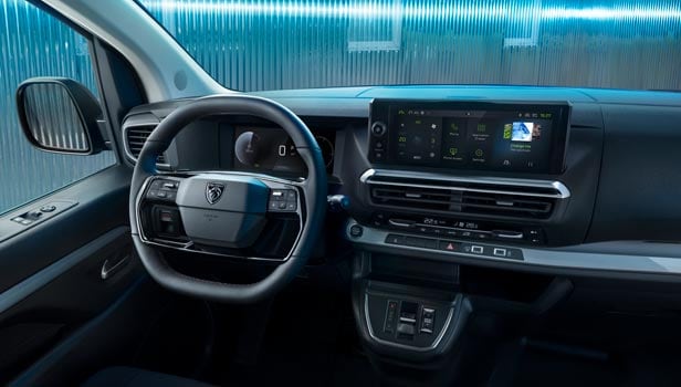 PEUGEOT_EXPERT_2410GJ_400_FR_M_Advantages2_616x350